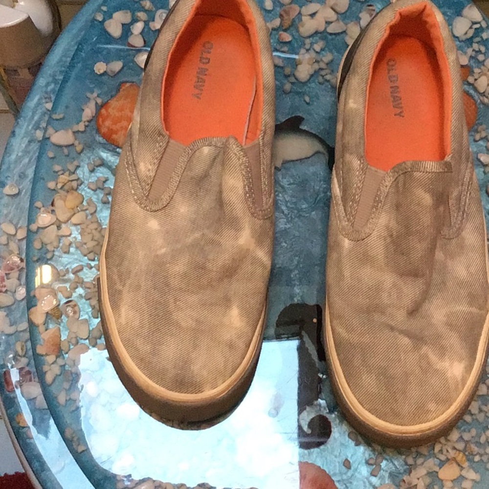 Old Navy Boys Canvas Tie Dy Slip Ons Size 4